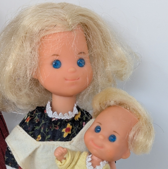 Mattel Sunshine Family Dad Steve Mom Stephie Baby Sweets - Picture 3 of 9